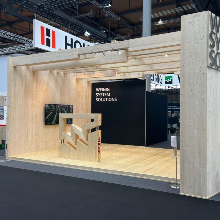 Messestand aus Holz